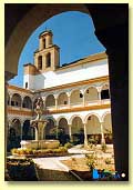 Claustro del Convento de la Iglesia de la Madre de Dios