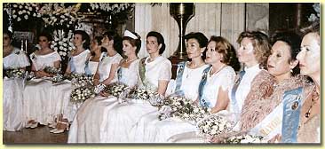 Aracelitanas mayores en el Acto del Preg&oacute;n